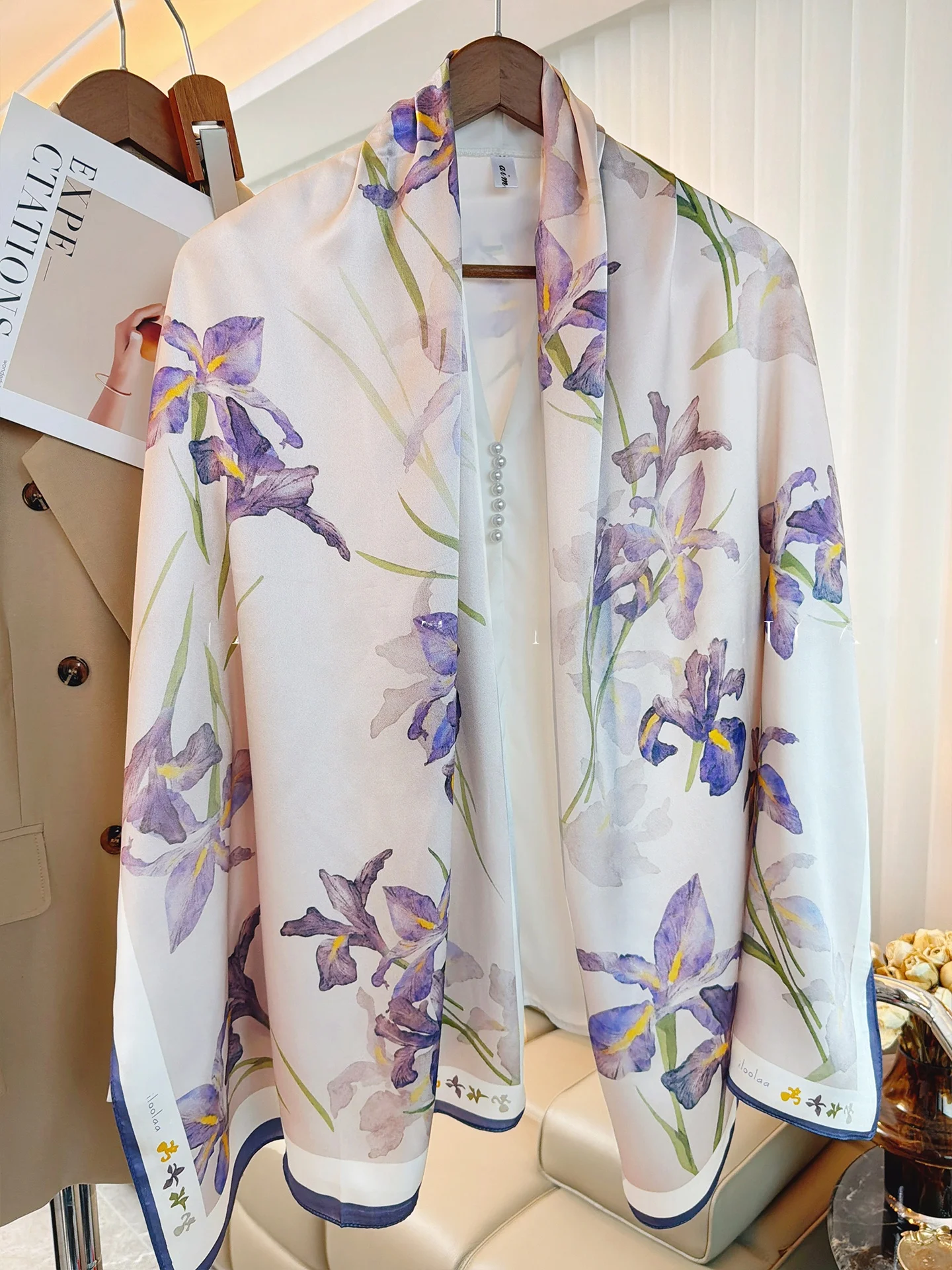 silk-scarf-ladies-printed-silk-shawl-mother's-day-gift-soft-comfortable-spring-summer-long-rectangle-shape