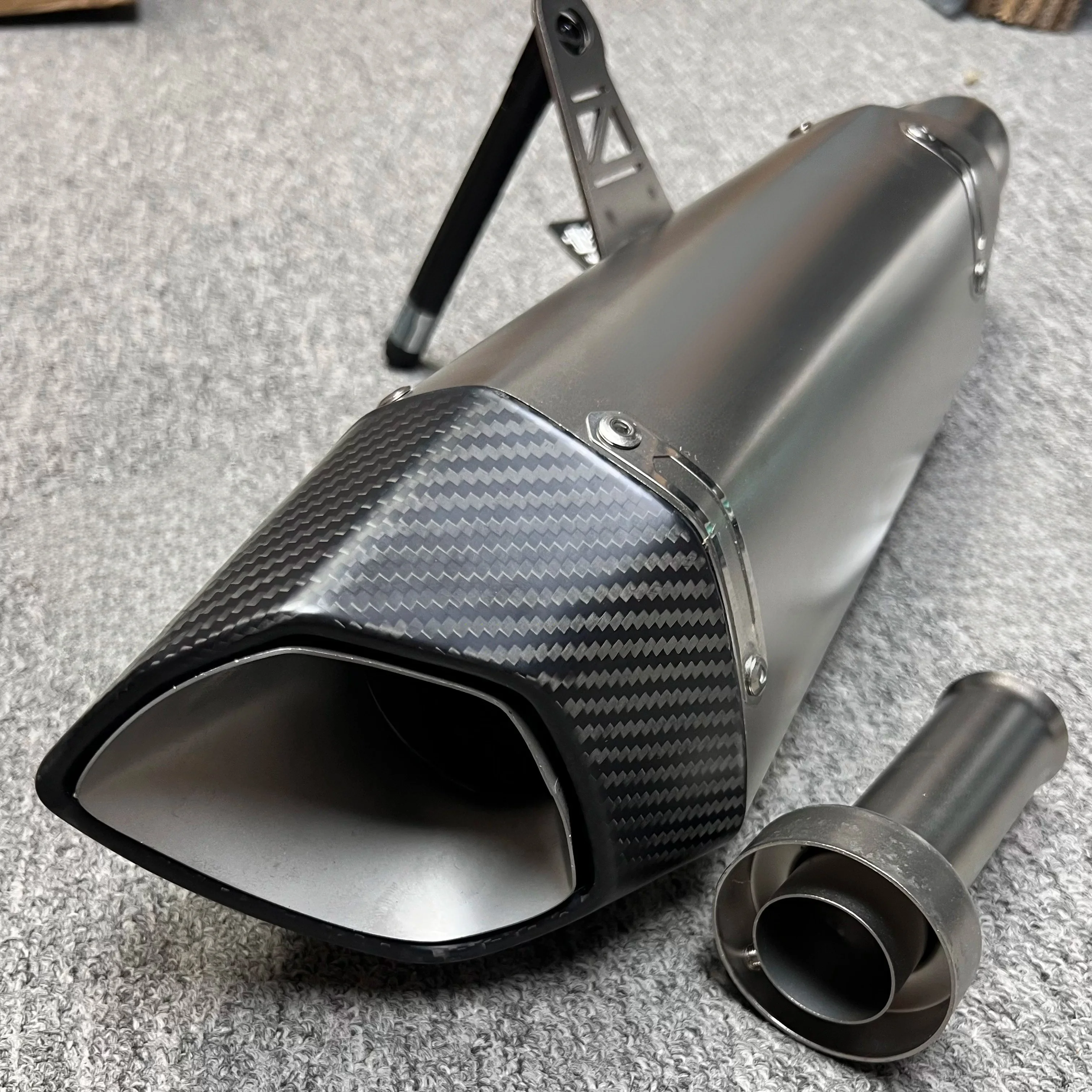 For Kawasaki Ninja ZX-4R/ZX-4RR FST No Destruction Slip On Exhaust Tail Pipe With DB Killer Carbon Fiber Outlet Modified Parts