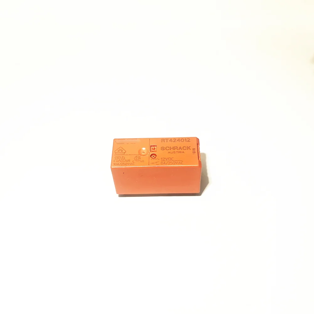 1PCS  Relay  RT424005  RT424012  RT424024  RT424048  8A  8PIN