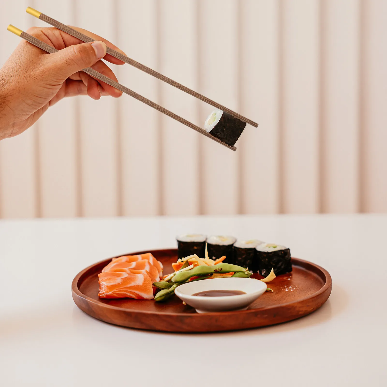 

10 пар элегантных деревянных палочек для еды в форме куриных крылышек, компактные, легкие, многоразовые, для дома, путешествий, пикников, суши, японских ужинов