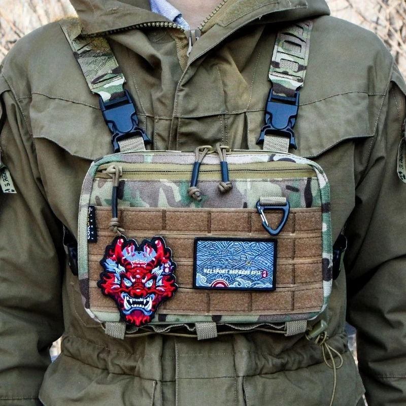 

Military enthusiast tactical cycling chest bag, multi-functional outdoor crossbody bag for commuting