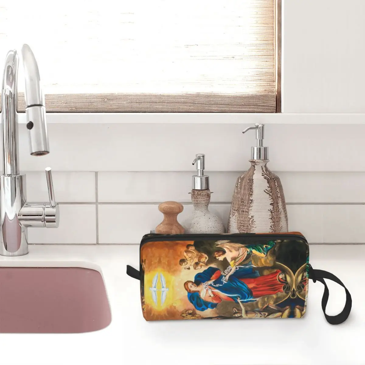 Custom Mary Ondoener Van Knopen Cosmetische Tas Vrouwen Schattig Katholiek Onze Dame Van Maagd Mary Make-Up Case Schoonheid Opslag Toilettassen