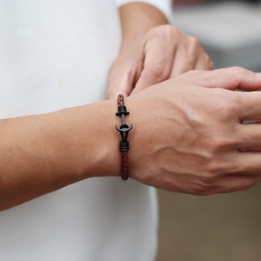 Neue Mode Männer Leder Armband Kreative Schwarz Anker Armband Nautischen Surfen Hand Zubehör In 3 Größen Punk Armreif Hombre – Detail 8