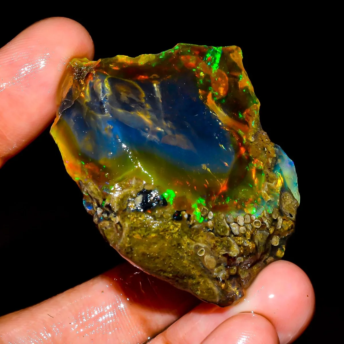 AAA+ Natural Ethiopian Opal 25-80CT Rough Fire Opal Loose Gemstone Mineral Specimen Randomly Selected One