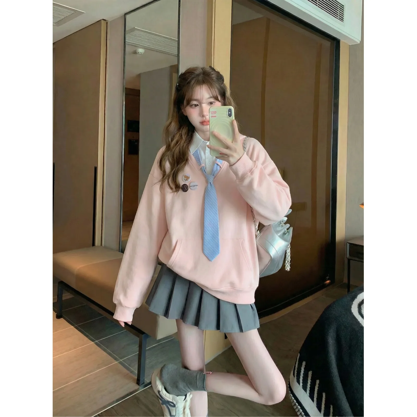 

Slim Fit Neck Sweatshirt Women's Spring Autumn New College Style Tie Loose Color Block Long Sleeve Moisture Wicking Cott...