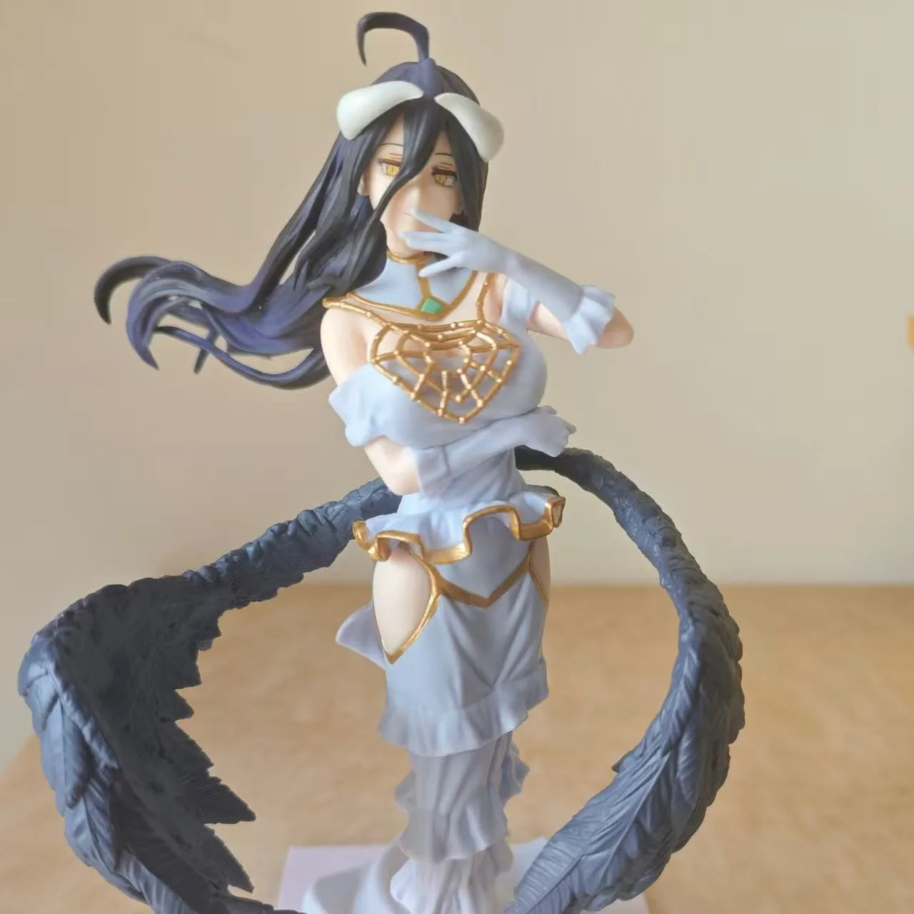

HOT BANDI NAMCO BANSTO OVERLORD Albedo Ainz Easter Anime Figure Models Figurine Children's Gifts Desktop Ornaments Banpresto