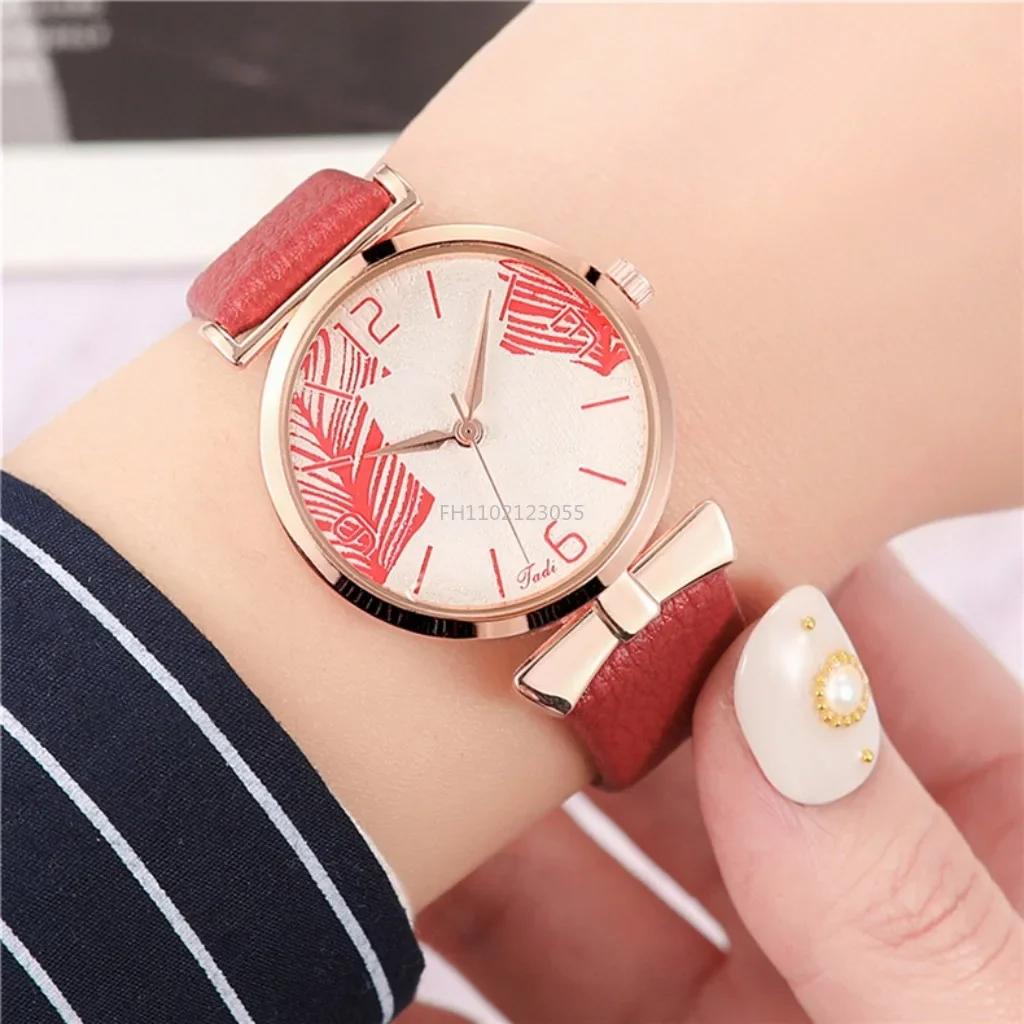 

Ladies Belt Quartz Watches Women Digital Leaf Pattern Fashion Ladies Wrist Watch Women Clock Montre Femme Dropshiping