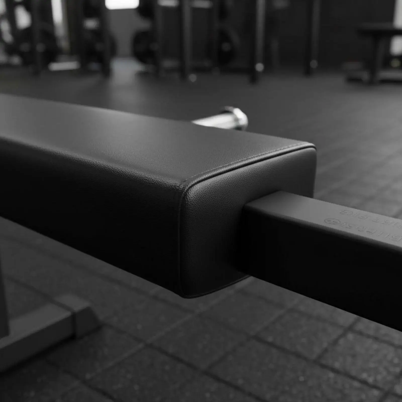 Hip Thrust Bar Enhanced Stability Glute Bridge Pad Weight Training Barbell Accessory for Gym Routine