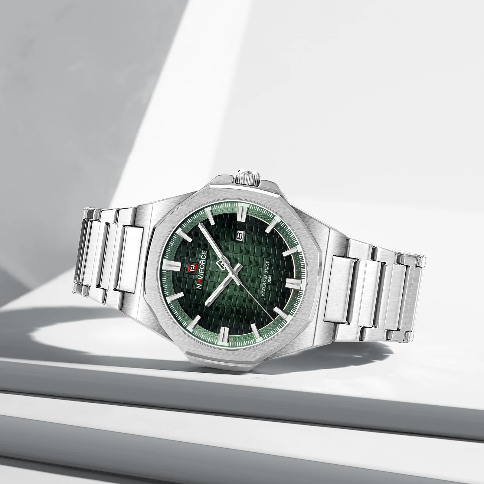 NAVIFORCE 9245 Jam Tangan Kuarsa Pria Modis Jam Tangan Bisnis Kasual Tali Baja Tahan Air Bercahaya Kalender untuk Pria Reloj Hombre