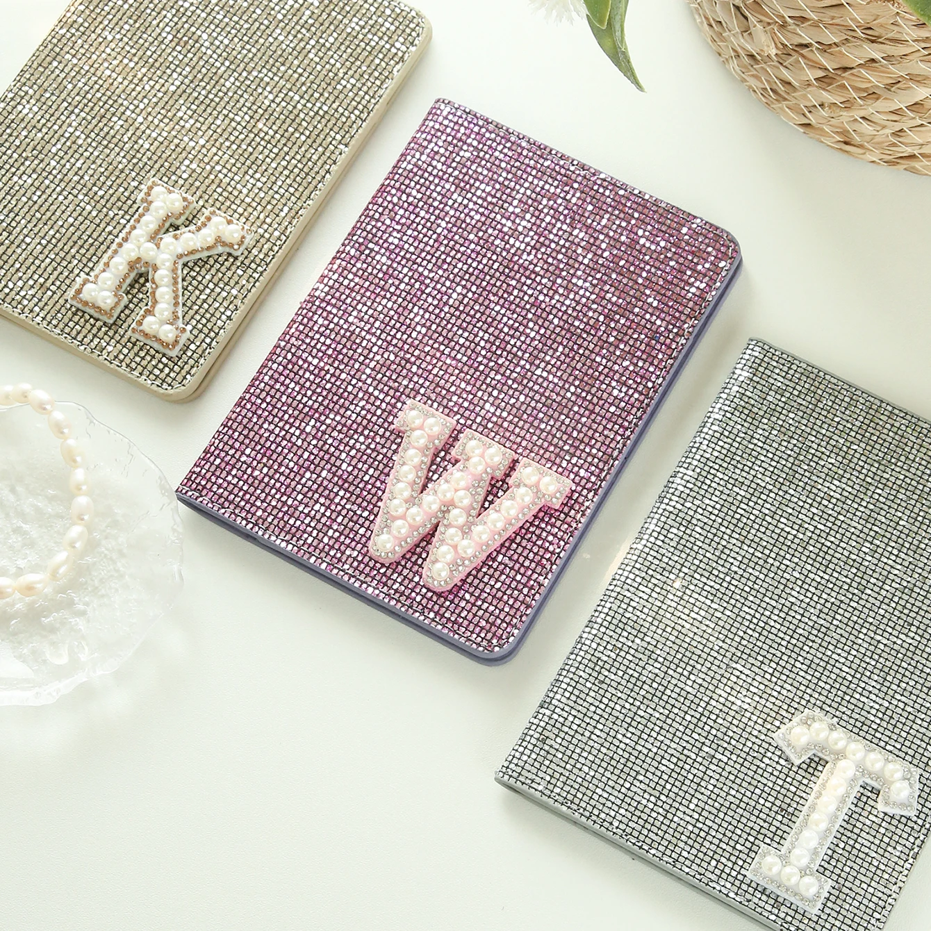 Personalized Pearl Letter Initial Rhinestone Glitter Passport Holder Bling Shiny Leather Travel Passport Wallet Custom Gift