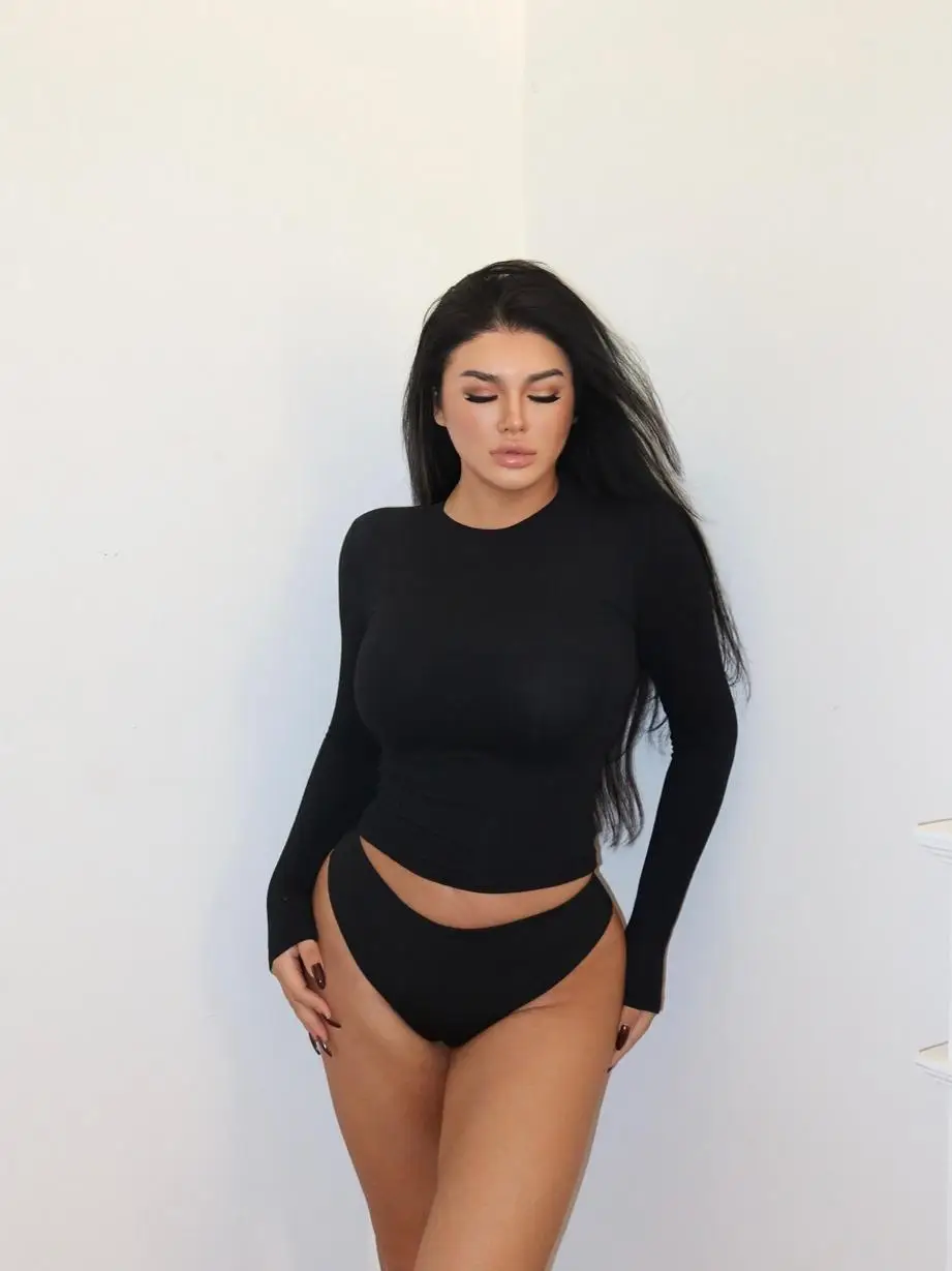 LAPINKY Kardashian Kolor Prosty Mały Okrągły Długi Top Bez Rękawów Wysoka Elastyczność Wyszczuplający Podkoszulek T-shirt Street Sle ...