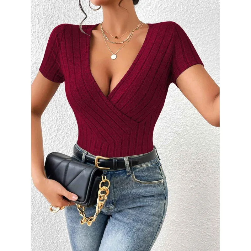 

New Women's T-shirt Short-sleeved V-neck Slim and Sexy Knitted Solid Color Top Basic Tees