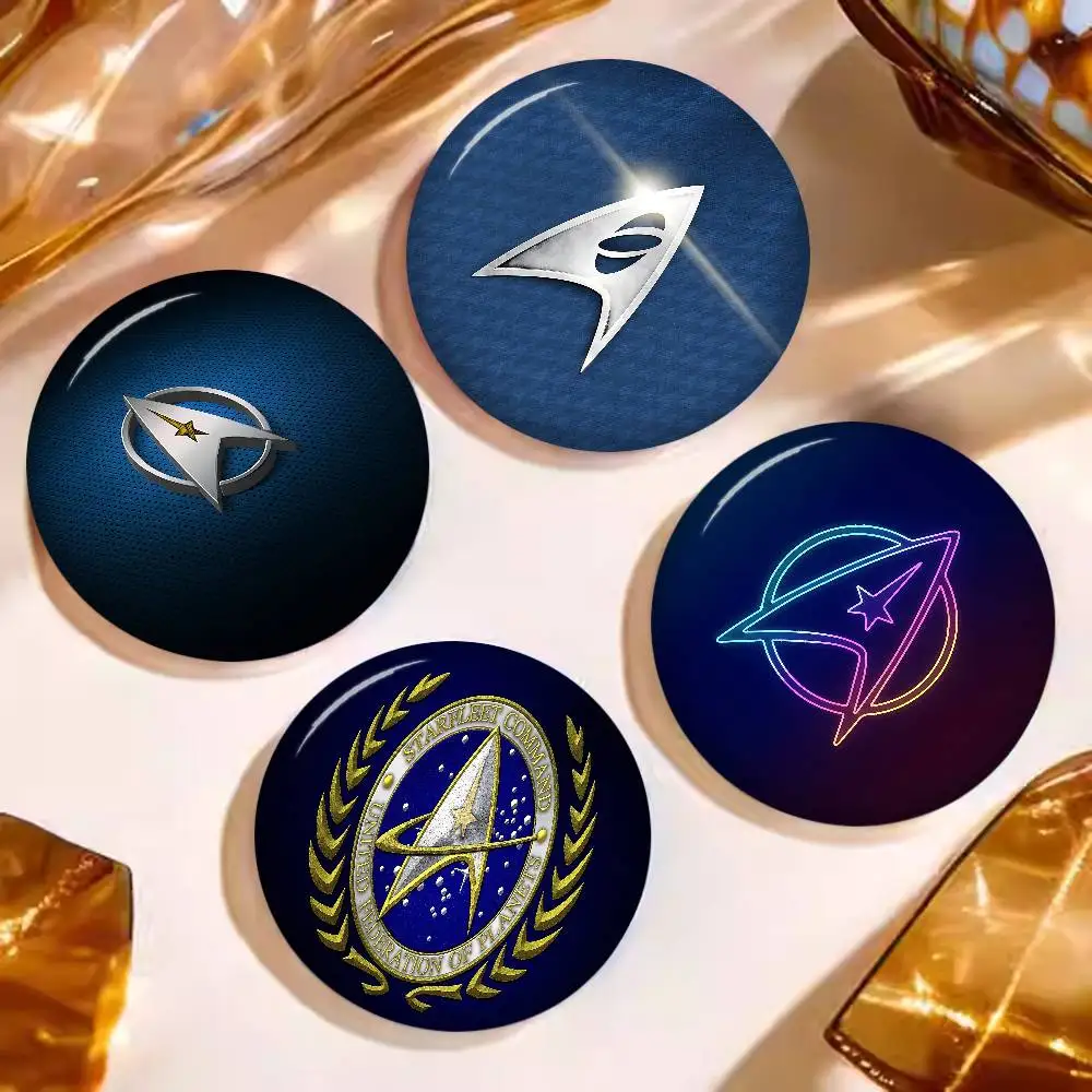 TV S-Star T-Trek Creative Pins Funny Faces Round Snap-in Brooch Badge Backpack Hat Accessories Jewelry Gifts