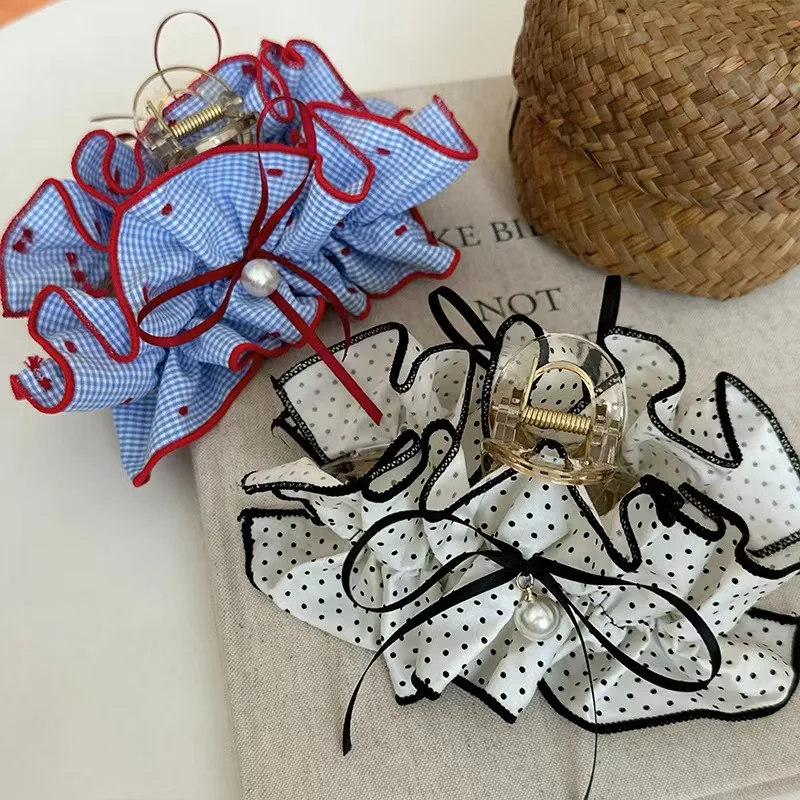 1pc Sweet and high-end fabric pleated large size grab clip,women's fashionable versatile hair clip,  bun hair shark clip
