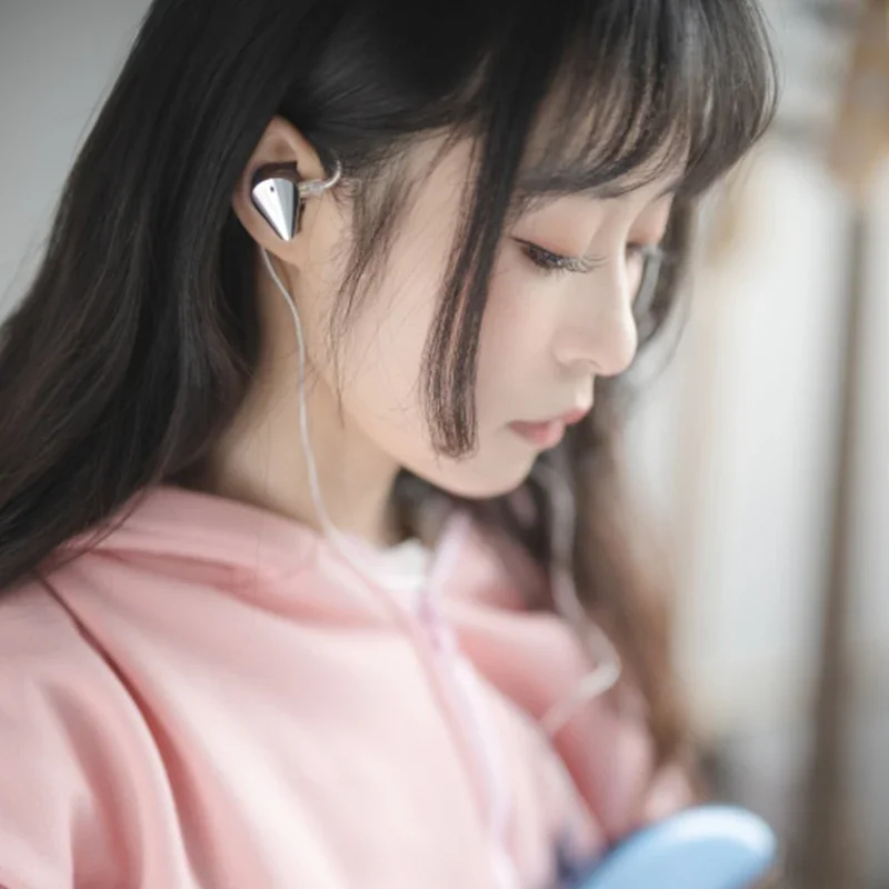 Moondrop Blessing3 / Blessing 3 HiFi Earphones 2DD + 4BA Hybrid Triple-range Frequency Division In-Ear Monitors 0.78 2-Pin Cable
