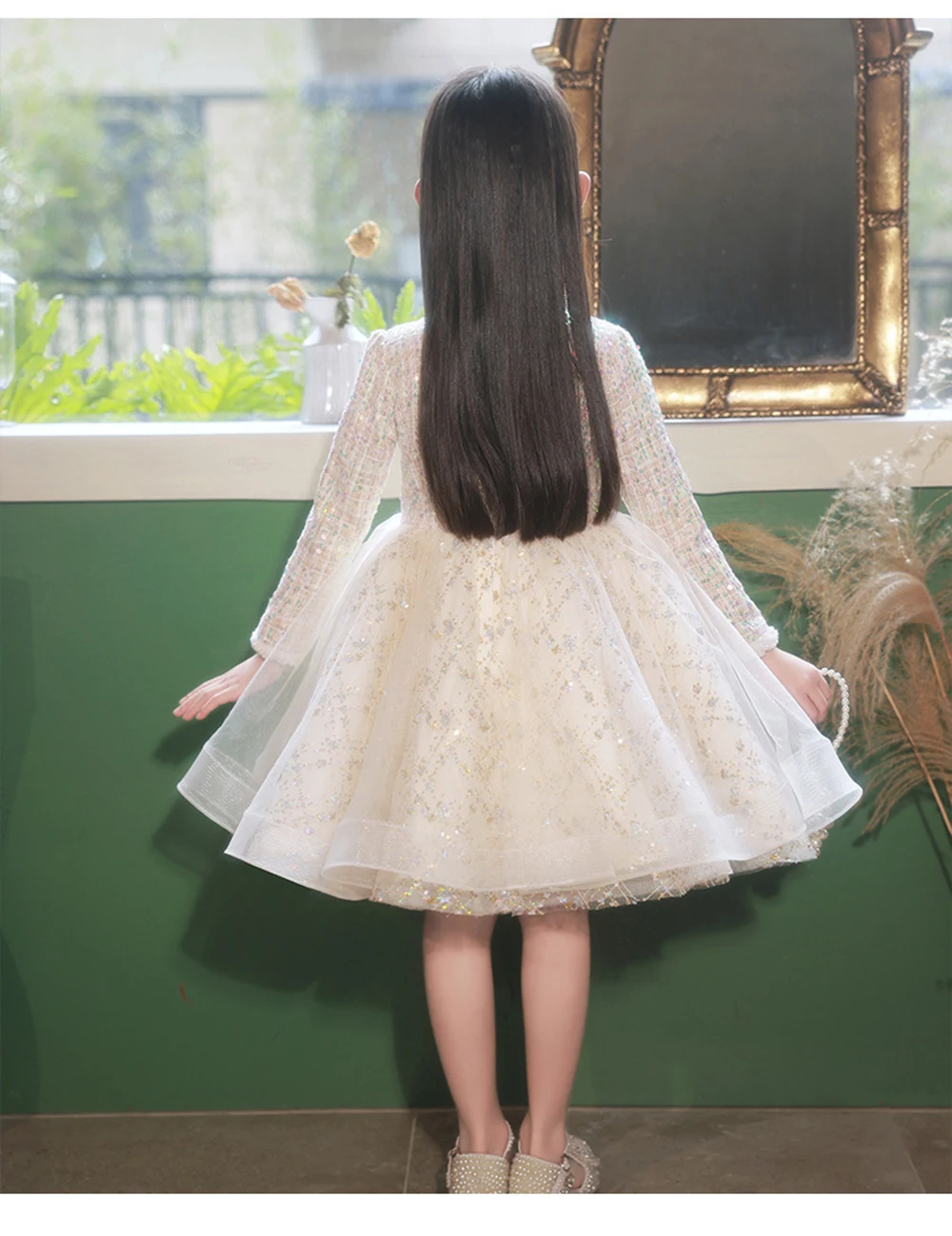 4-8T Children's Birthday Princess Dress Girls Ruffles O-neck Sequins Long Sleeved Knee-length Piano Simple Performance Gown