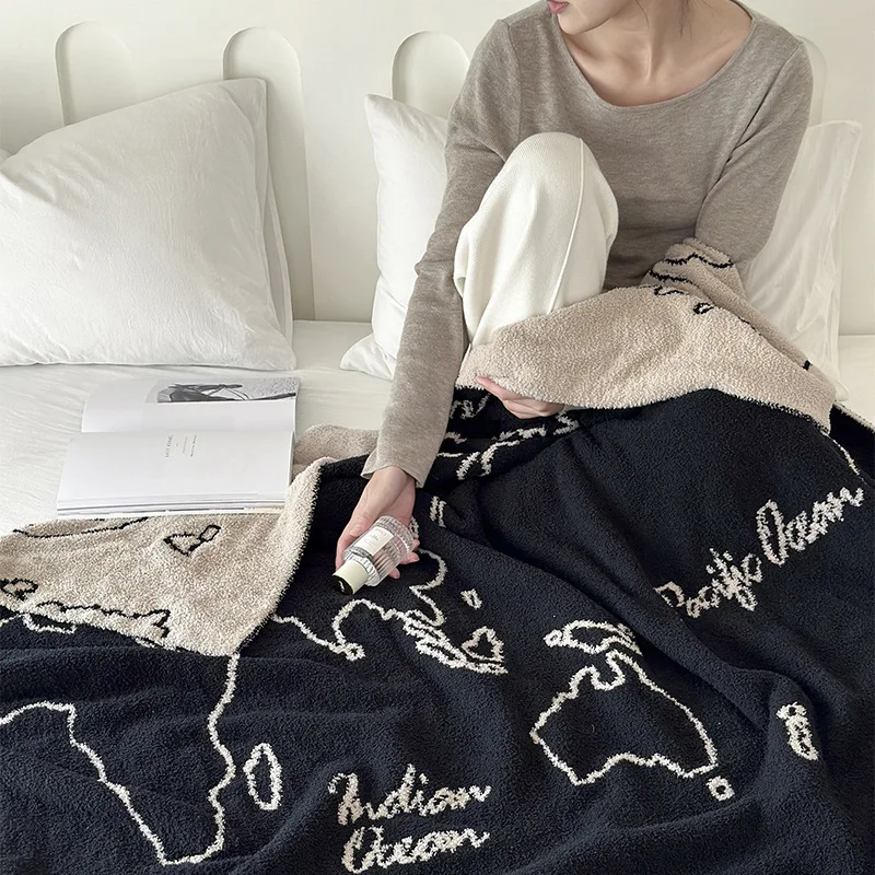 بطانية رمي متماسكة فاخرة - بطانية تكييف هواء خفيفة الوزن للأريكة والمكتب، غطاء منسوج إسكندنافي، بطانية منشفة ناعمة للقيلولة