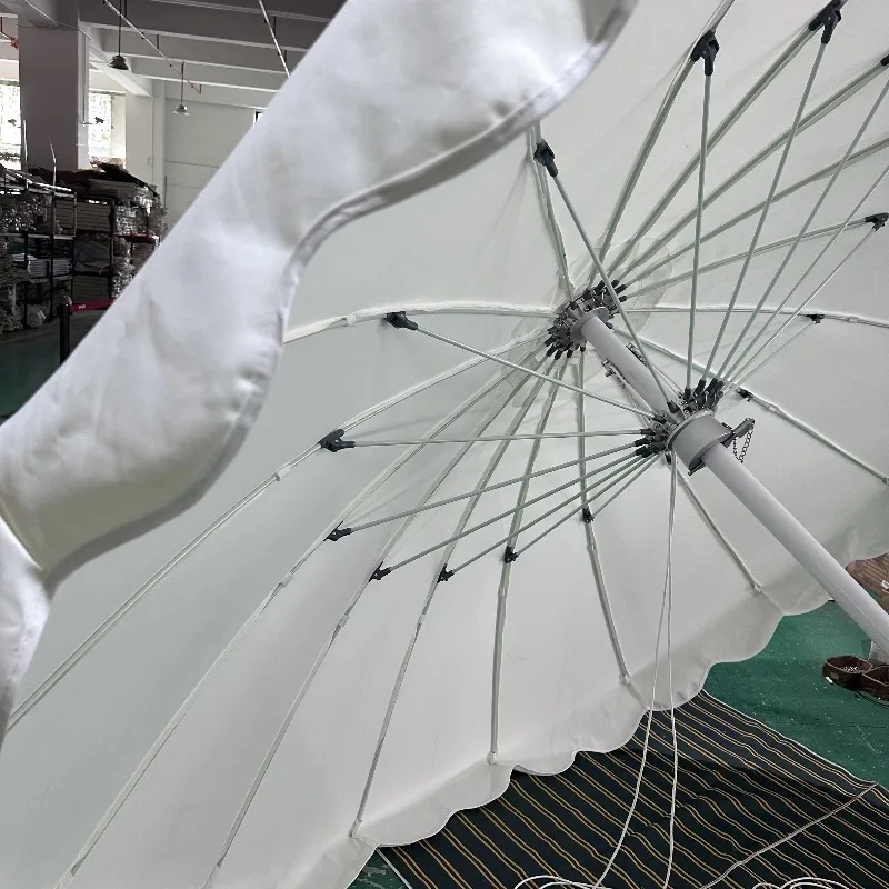 Hot Selling Modern Outdoor Furniture Parasols Wedding Roadside Beach Parasols for Garden Hotels Rainproof and Windproof