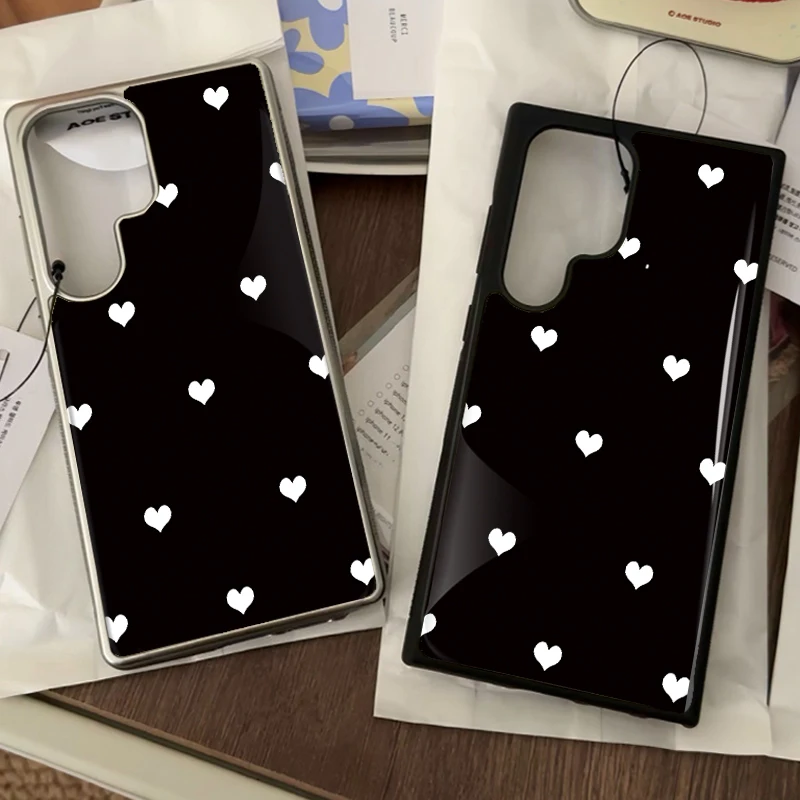 Einfache schwarz-weiße Herzsymbol-Epoxy-Handyhülle, stoßfest, FÜR Samsung Galaxy 23/24/25/26 Plus FE ULTRA EDGE