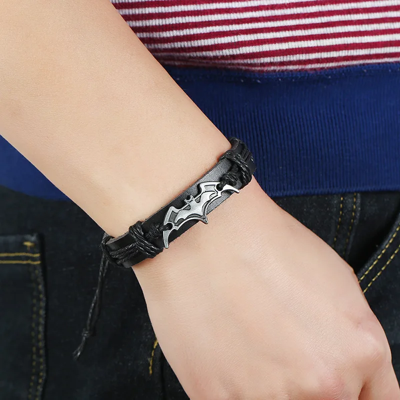 New stylish and simple men\'s and women\'s leather bracelets Halloween alloy Bathand accessories pair with couples
