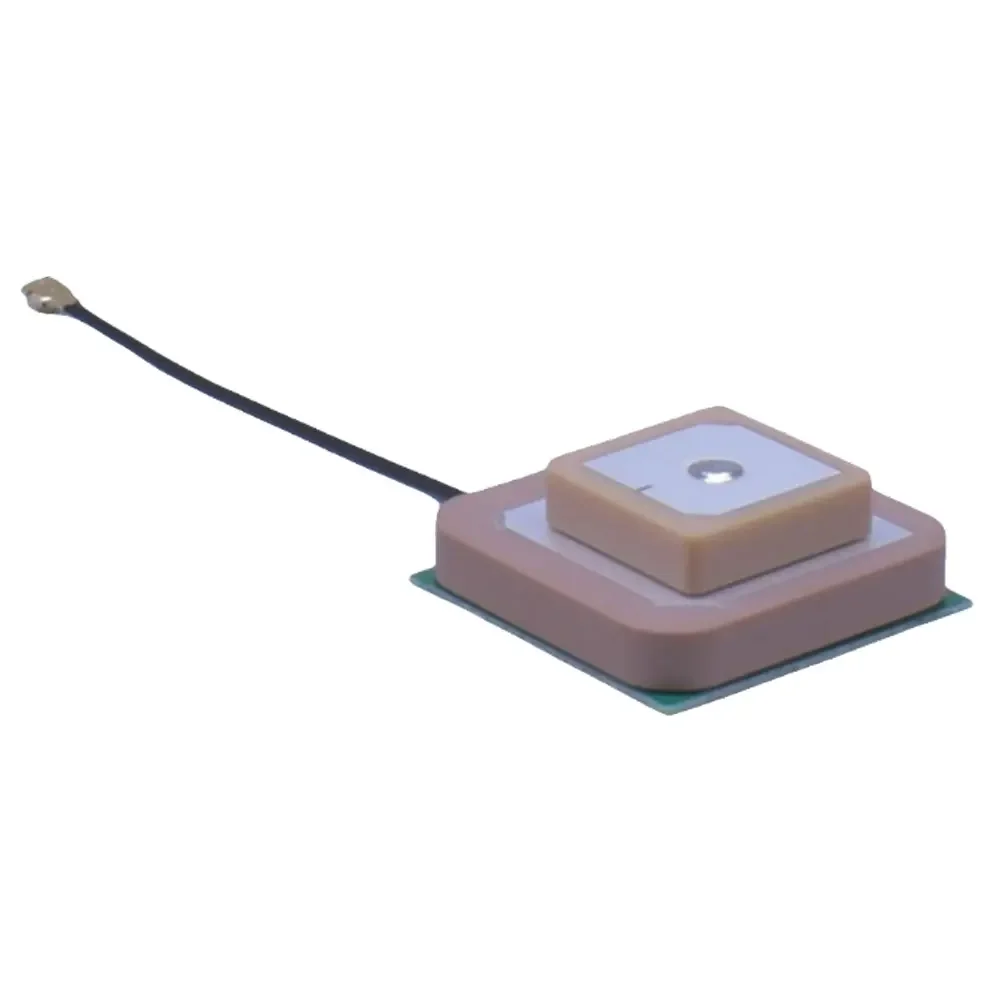 High Precision L1 L2 L5 GNSS High Performance Positioning Active Ceramic GPS Beidou Navigation GNSS Antenna