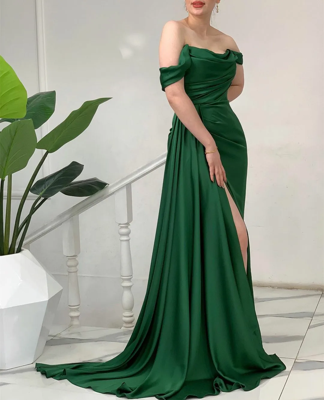 

Vinca Sunny Pleated Green Satin Evening Dress Side Slit Off Shoulder Party Prom vestidos de mujer elegantes para fiesta 2023