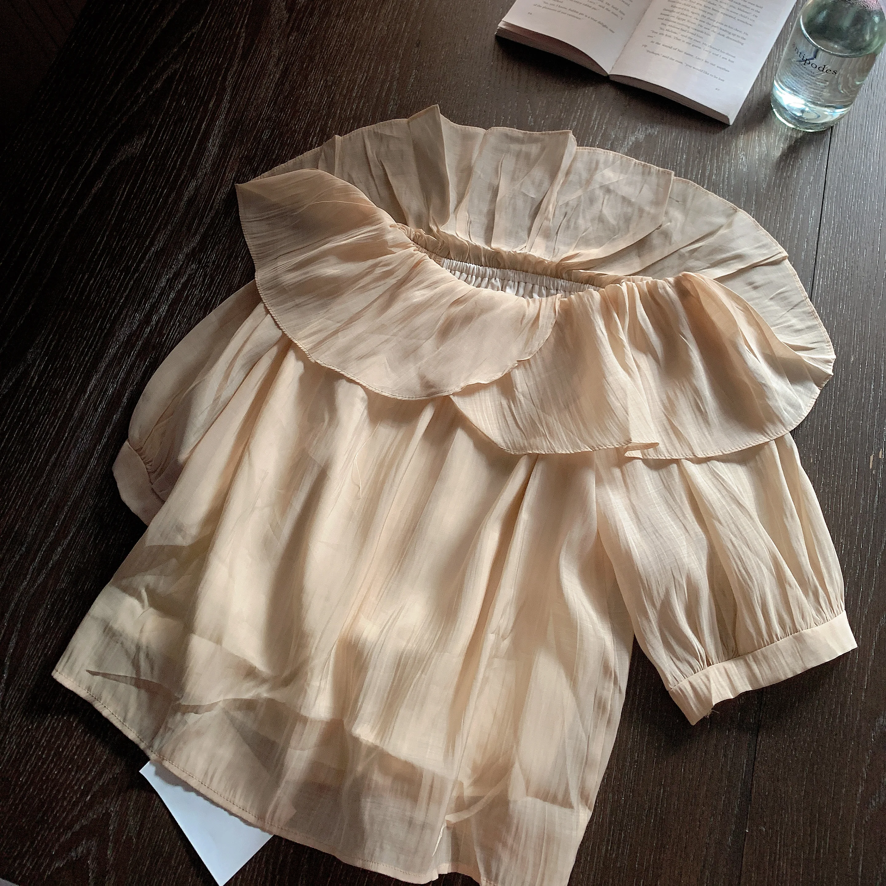 فستان شيفون بلون الشمبانيا والمشمش مع ياقة دانتيل مطرزة وطيات ريترو قابل للتنفس مع طبقة داخلية مزدوجة