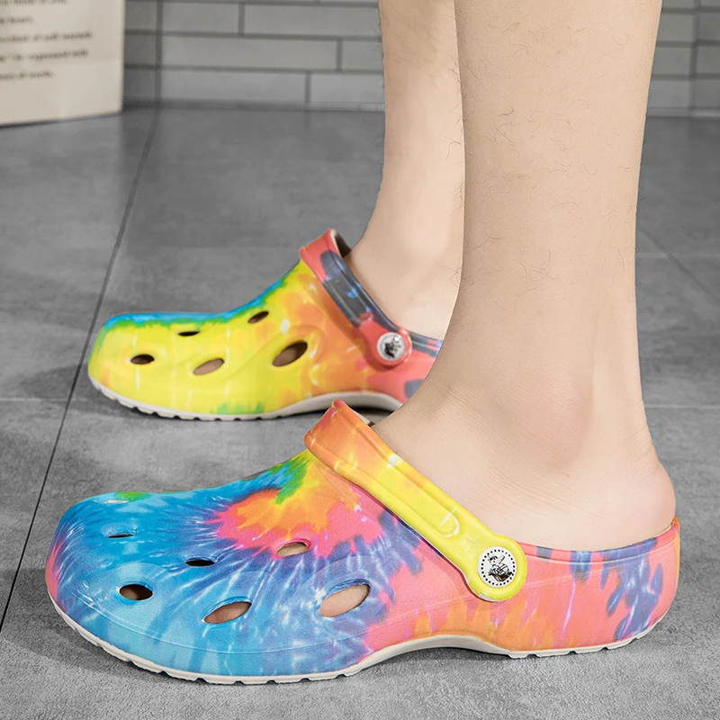 Summer Women Garden Clogs Comfortable Camouflage EVA Injection Shoes Casual  Breathable Sandal Man Beach Slippers Water Shoes