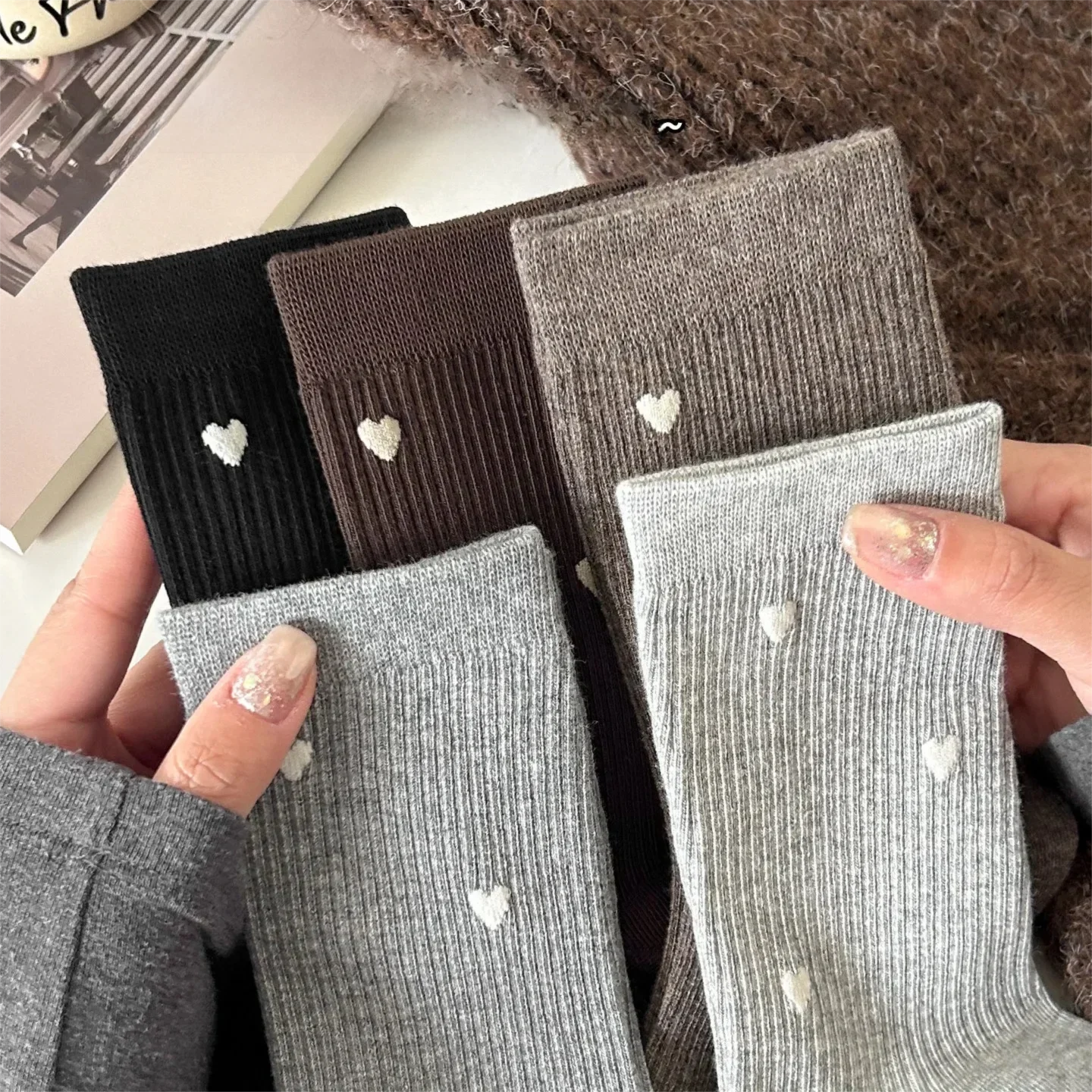Women's Korean Mid-Calf Socks Autumn Winter Japanese Trendy Cotton Socks Heart-Shaped Spring and Autumn Pile Socks 1-10 Pair