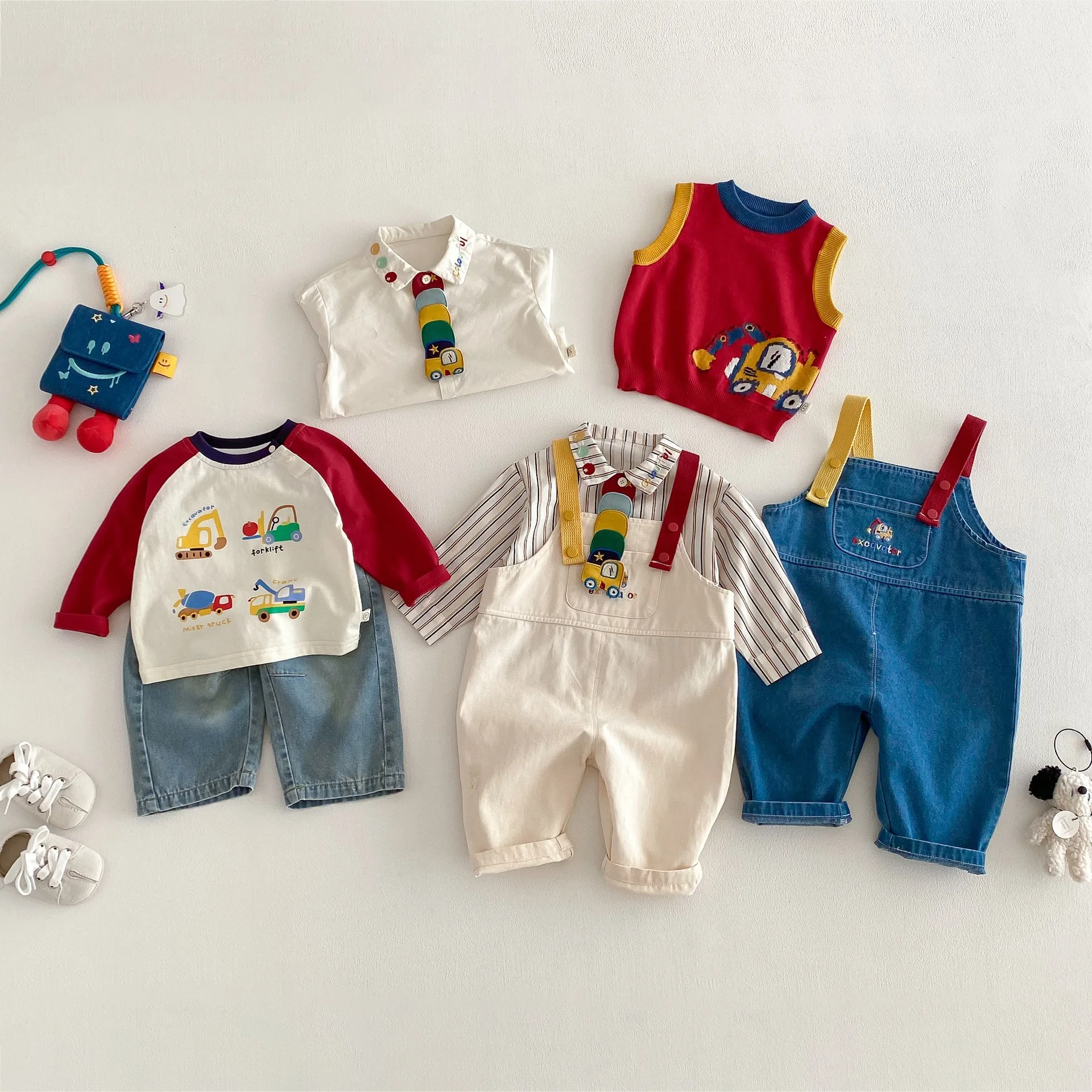 Engineering Vehicle Adventure Series 2026 New Spring Fashion Patchwork Sleeve Cartoon Bodysuit for Boys' Springwear Top