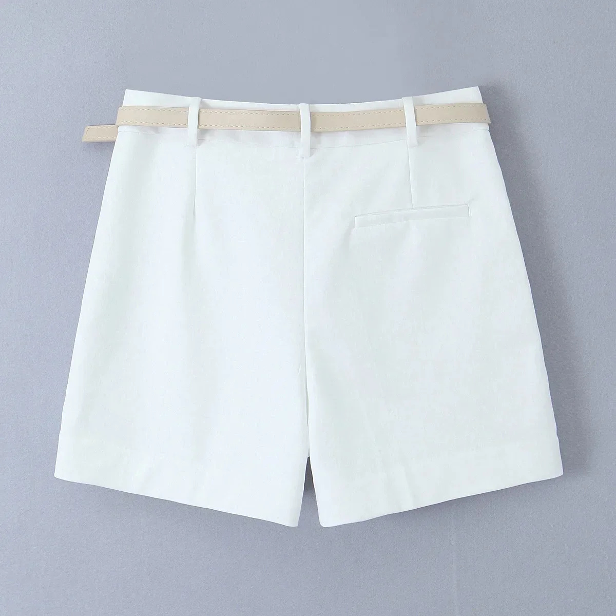 Shorts plissés taille haute pour femmes, décoration de ceinture, mode chic, décontracté, polyvalent, rétro, poche latérale, nouveau, 2024