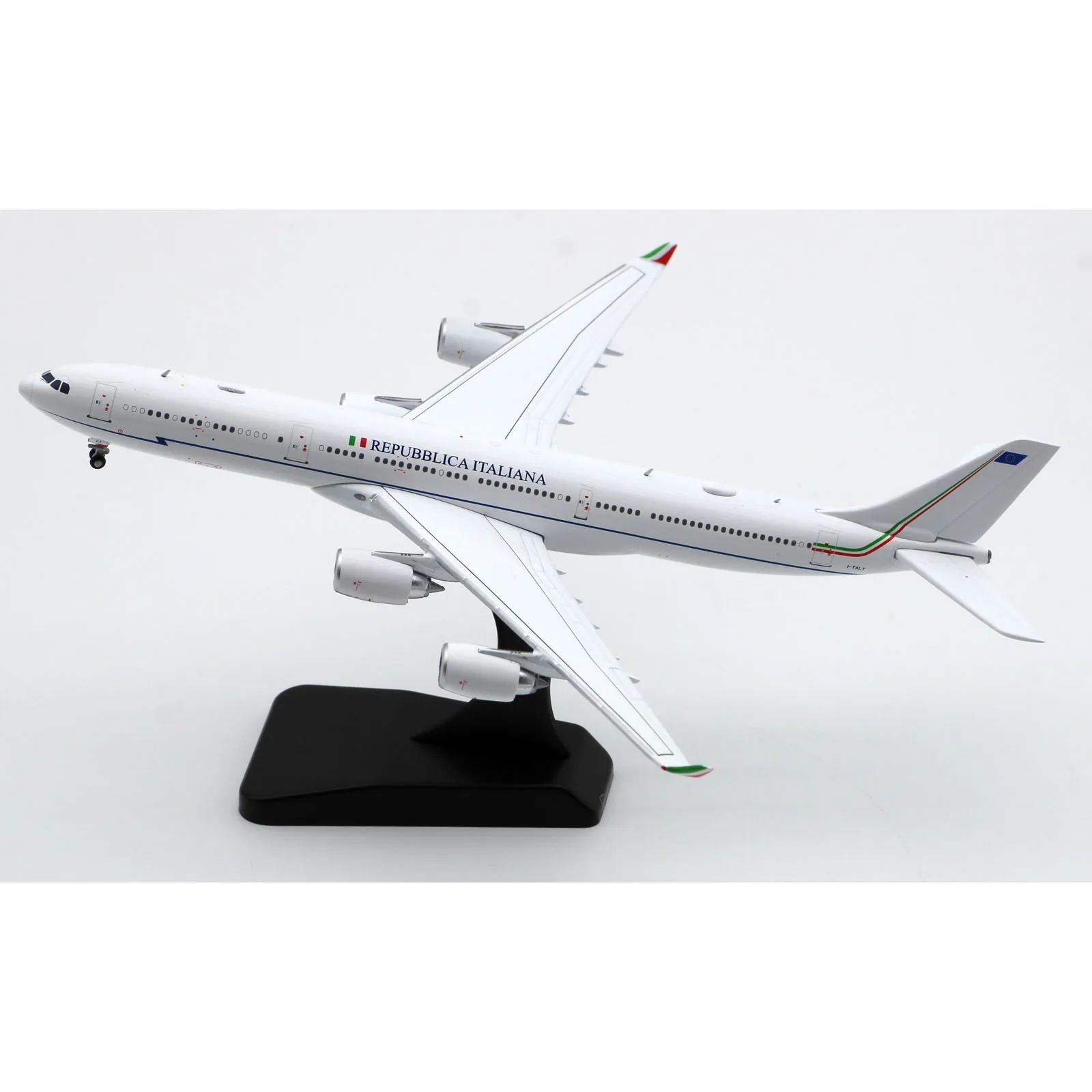 LH4306 Alloy Collectible Plane Gift JC Wings 1:400 Italian Air Force Airbus A340-500 Diecast Aircraft Jet Model I-TALY