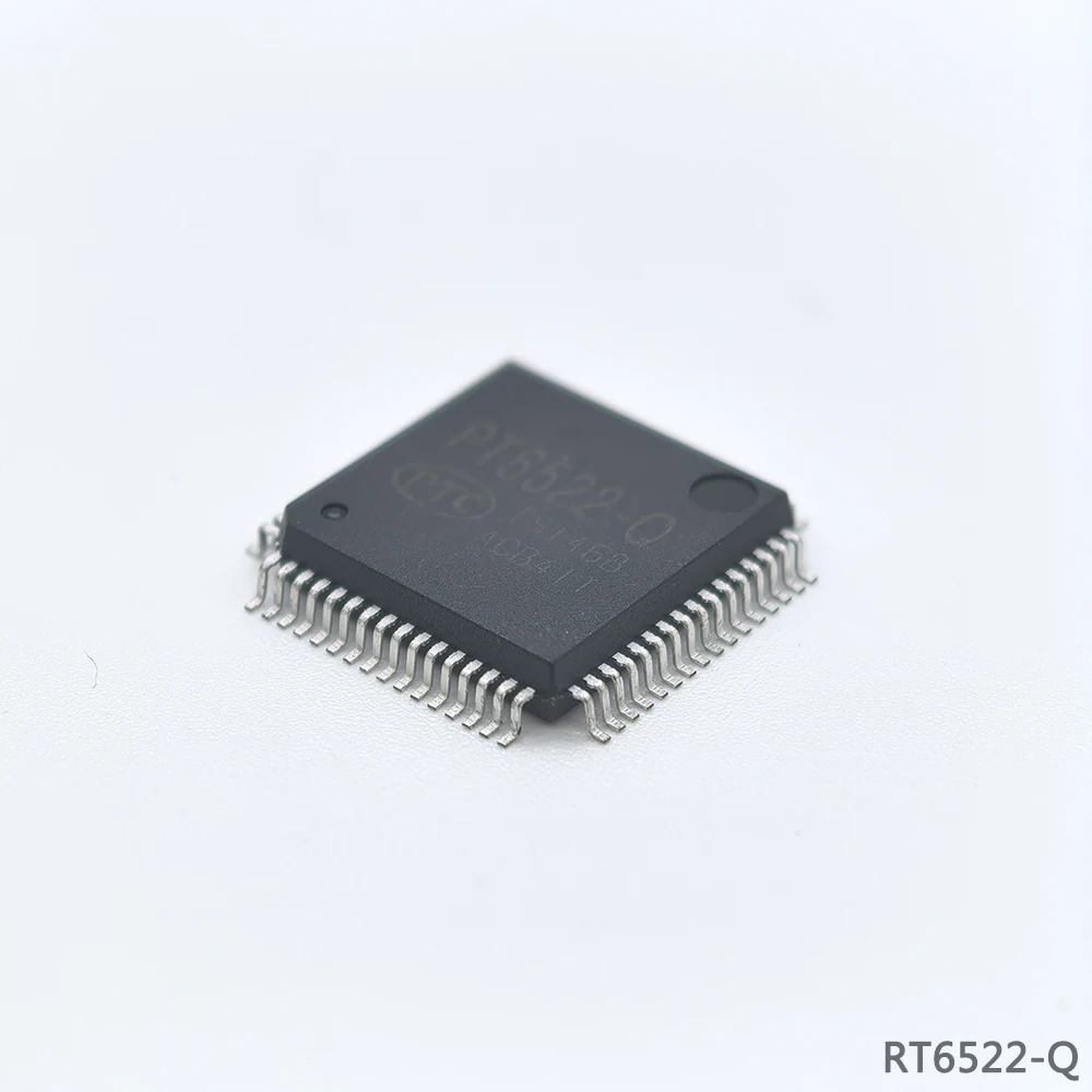1PCS of RT6522-Q power management IC is used to provide PAVDD and VGH outputs suitable for car LCD displays