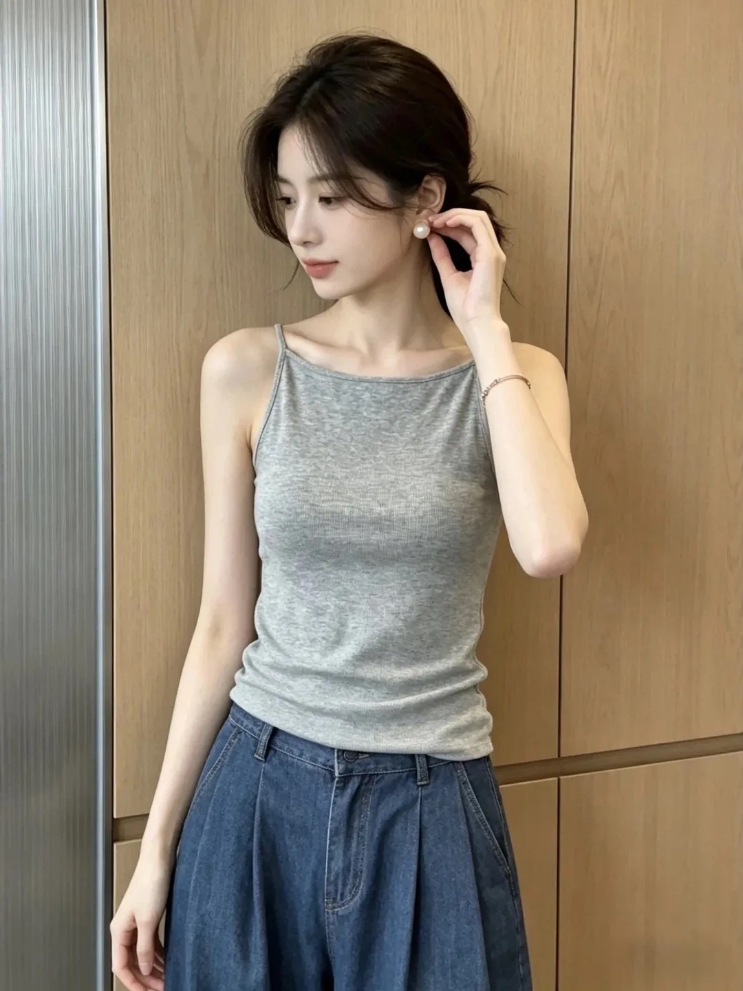 Summer Women's Loose Cotton Tank Top 95% Cotton Strap Vest Covering Side Breast Fatigue Slimming Base Layer Top