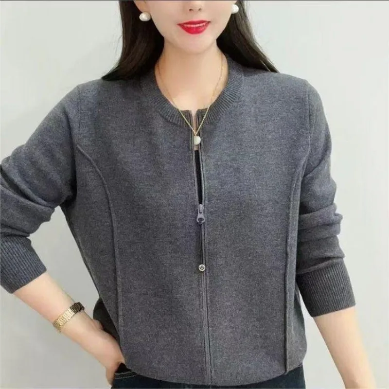 

2025 Spring New Zipper Knit Cardigan Women's Short Round Neck Sweater Jacket Loose Top