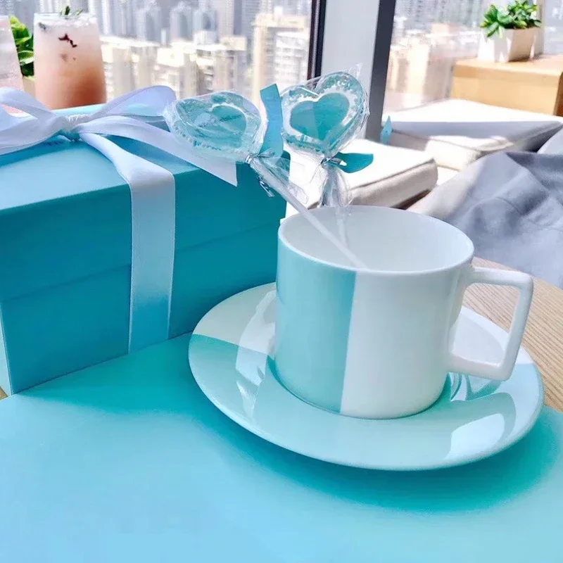 Imagem -02 - Blue Mark Bone China Coffee Cup Couples Cups Gift Box Packaging Esposa Presente Canecas