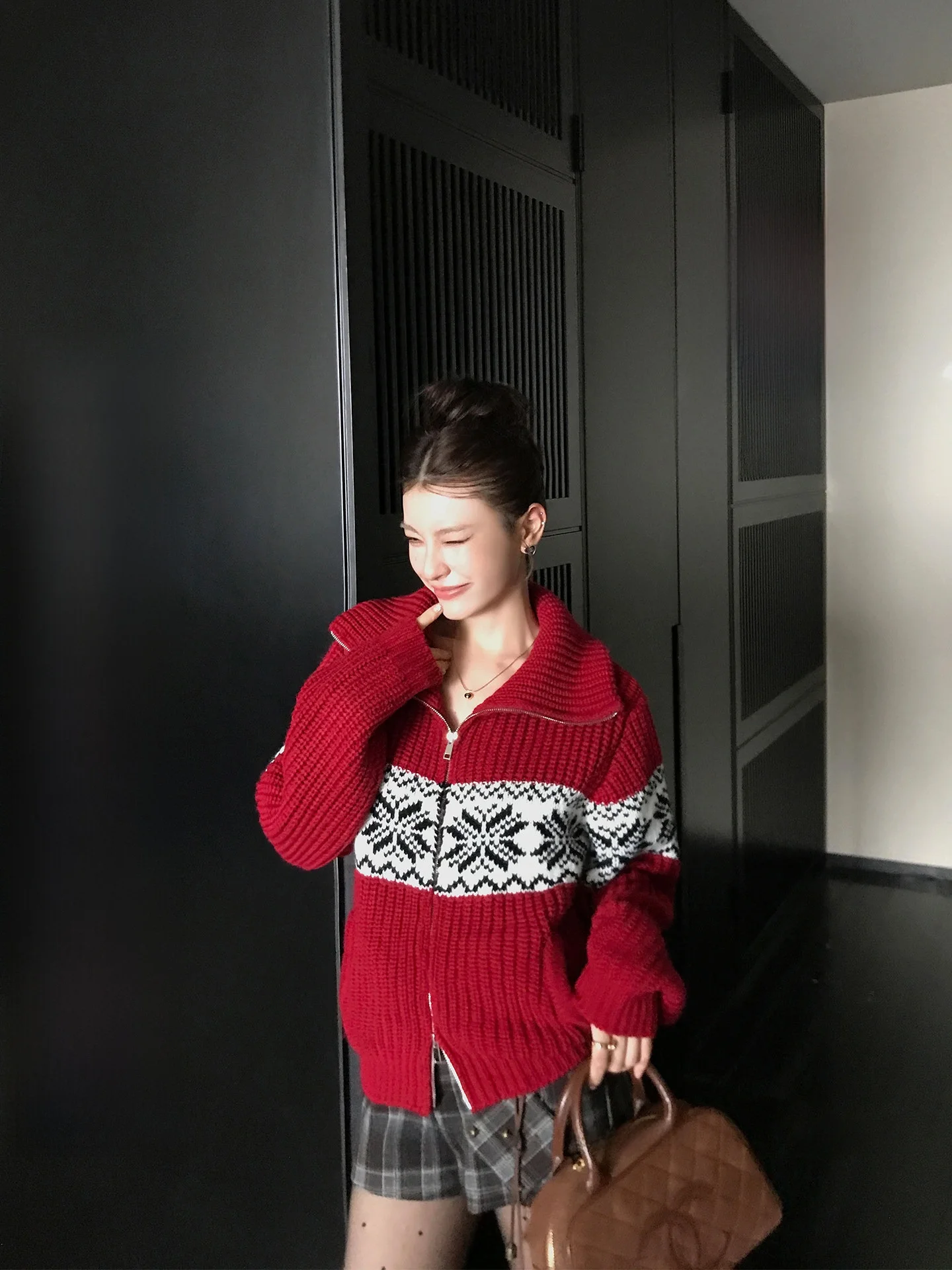 

Кардиган LIONE Cisas с красным узором «Снежинка», на молнии, с островным принтом, свободного кроя, женский, теплый, термо, осень-зима