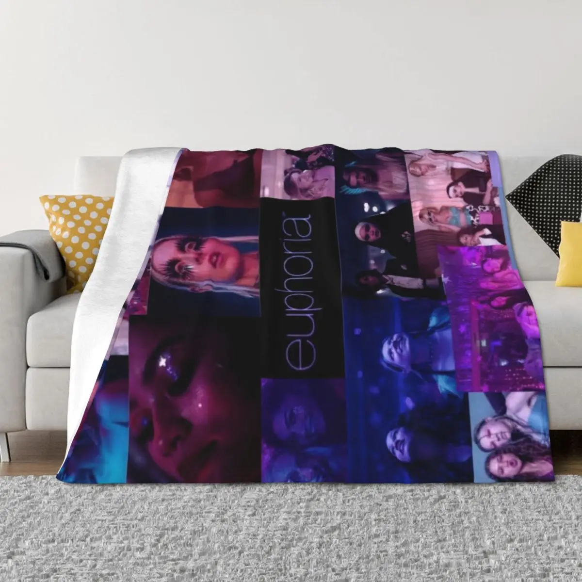 

euphoria collage Throw Blanket Blankets For Bed for winter Hairy anime Blankets