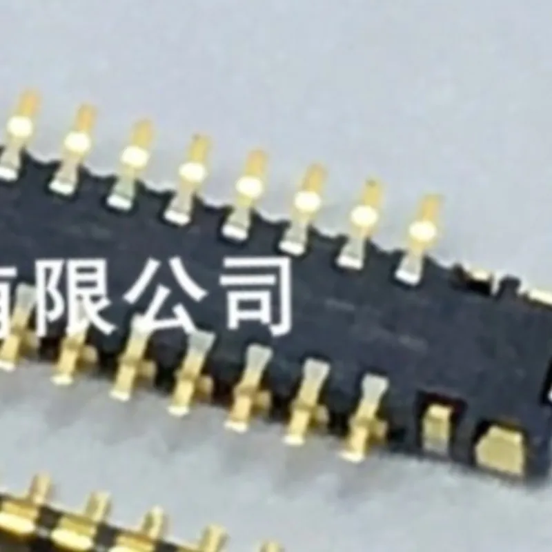 

10pcs 100% orginal new in stock WP27D-P040VA3-R15000 40P 0.35mm male board to board connector JAE