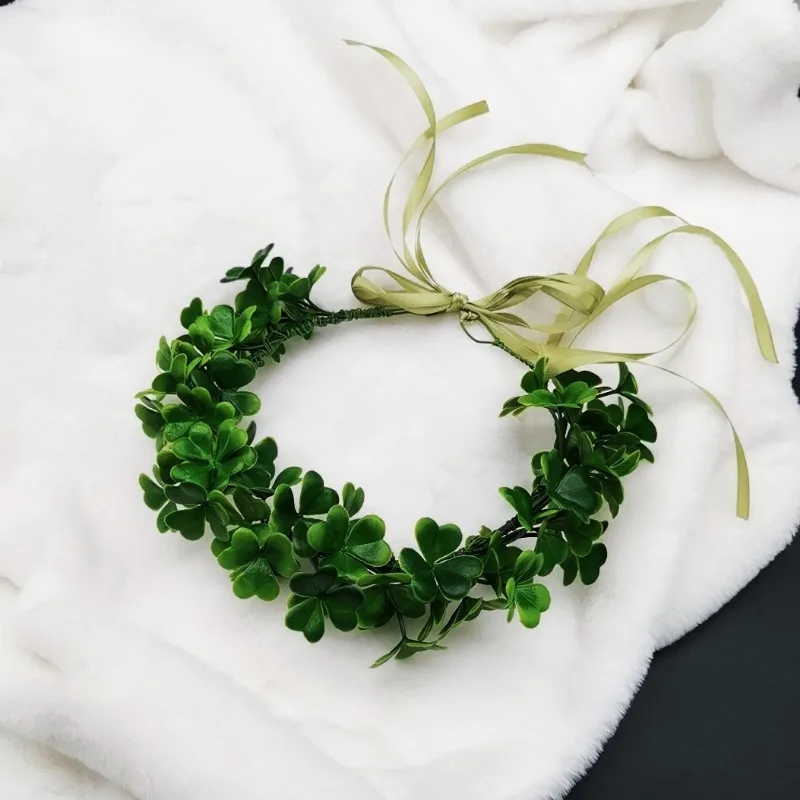Kleeblatt-Kranz, Kopfbedeckung, Dekoration, Leistung, Schießwaldgrünpflanzen, Glücksgras, Fotografie-Haarschmuck-Requisiten