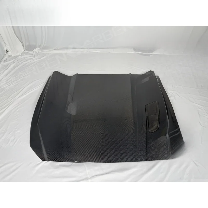 Hot Selling Carbon Fiber Front Engine Hood Fit For Mustang S550 2015-2017 Upgrade Replacement Body Parts