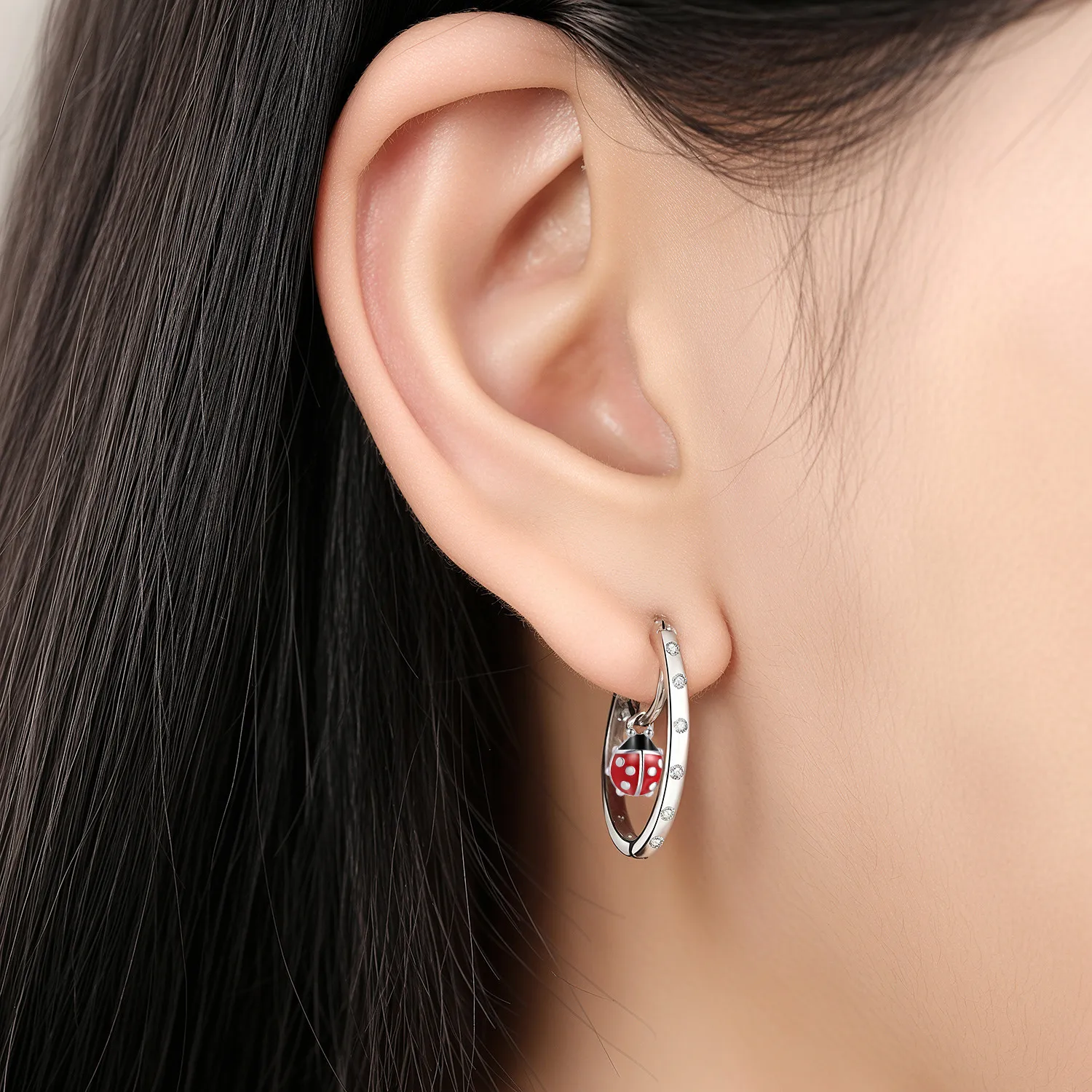 Orstarry Creolen aus 925er-Sterlingsilber, Käfer, Gänseblümchen, Insekt, Blume, Silber, Creolen für Damen, Schmuck, originelle Partygeschenke – Detail 4