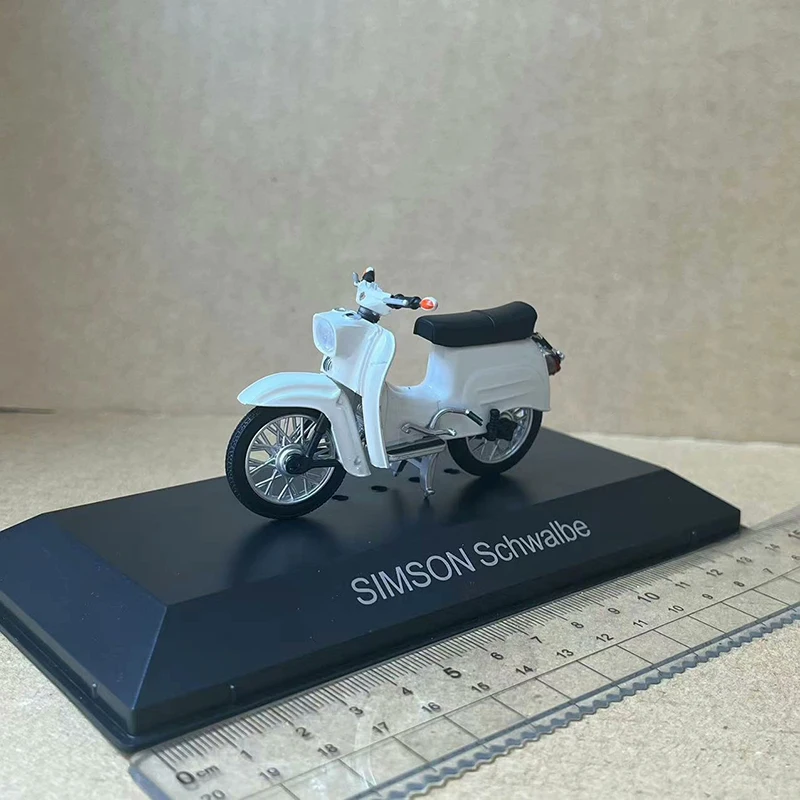 IXO 1/24 Scale SR2 Motorbike Alloy Motorcycle Model Diecast Toys Simulation Collectible