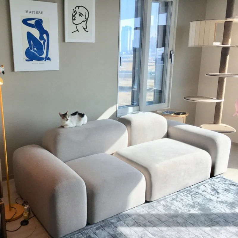 أريكة من القماش الشمالي شقة صغيرة بسيطة حديثة B & B Xiaohongshu غرفة المعيشة استوديو وحدة إبداعية المشاهير على الإنترنت