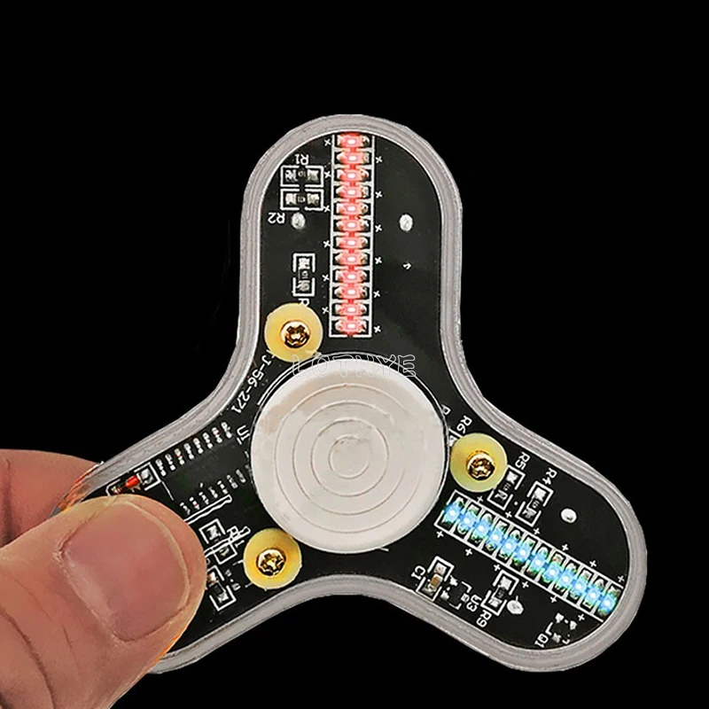 Kolorowy zestaw obrotowy LED Produkcja 3 liści Świecący obrotowy 51 mikrokontroler DIY Zestaw elektroniczny Zabawny zestaw do lutowania spawalniczego