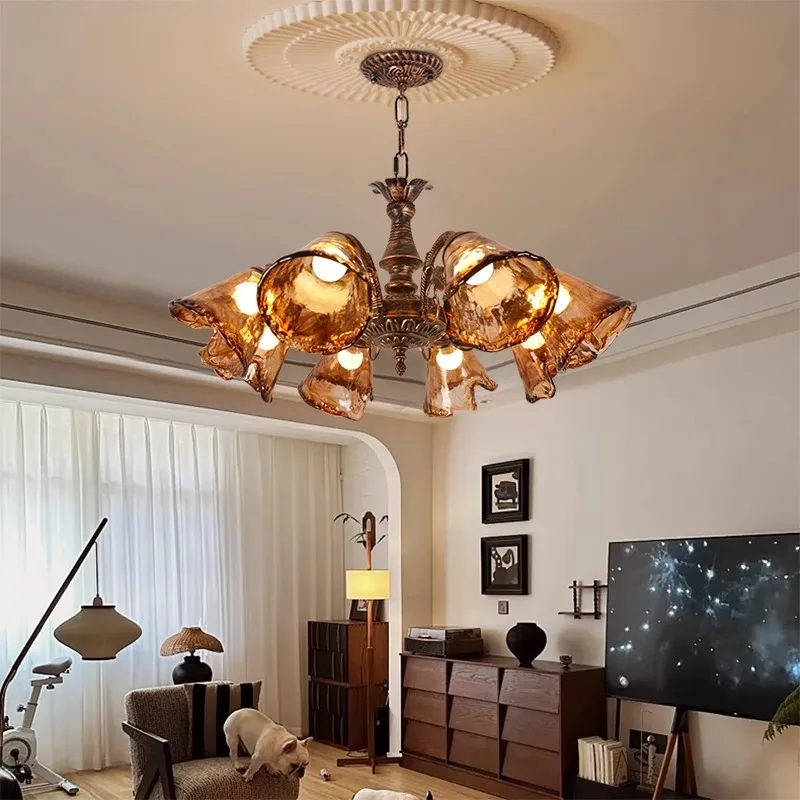 

French medieval style living room light premium sense Maillard retro master bedroom chandelier study dining room full