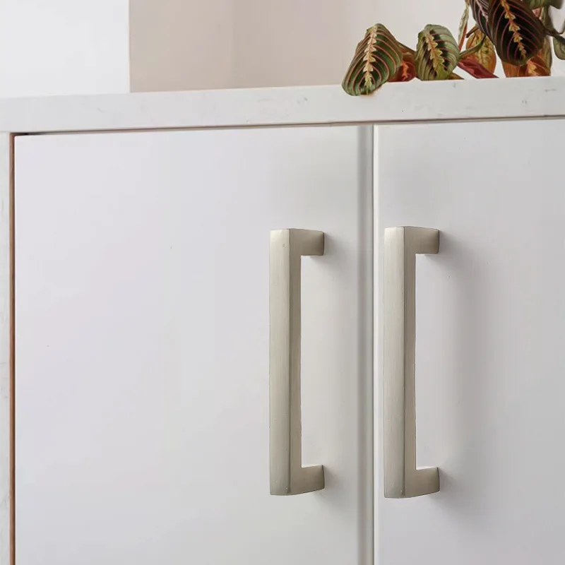 Modern Aluminum Alloy Handle for Furniture Simple Design American Style Bright Chrome Wardrobe Door Drawer Hardware Shoe Handle