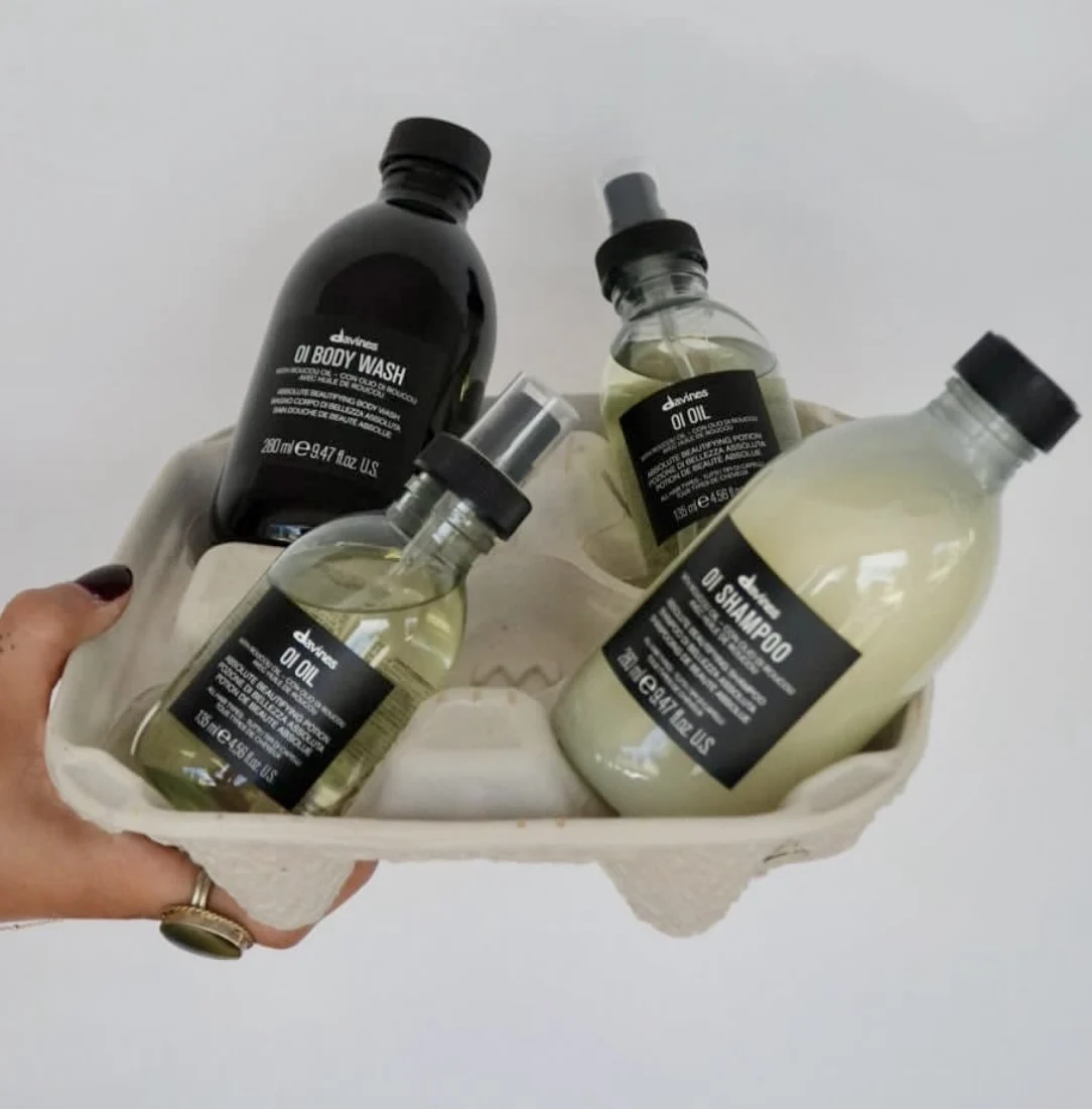 

Roucou Oil Davines OI Series Hair Care Nourishes Protects Hair OI All In One Milk Shampoo Original Healthy Hair Care Conditioner