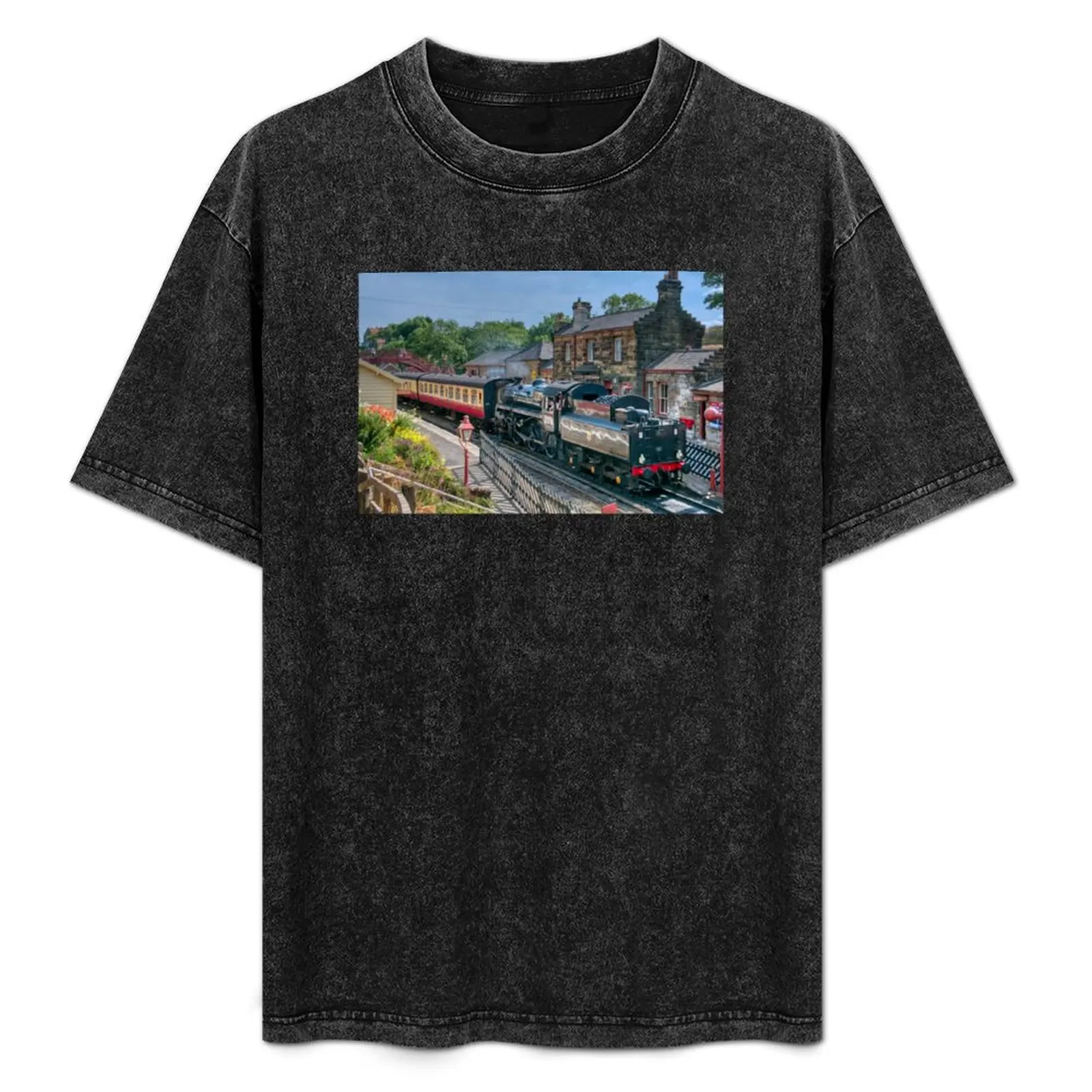 

Goathland Station - North Yorkshire Moors Railway T-Shirt Trendy Casual Short Sleeve Shirt