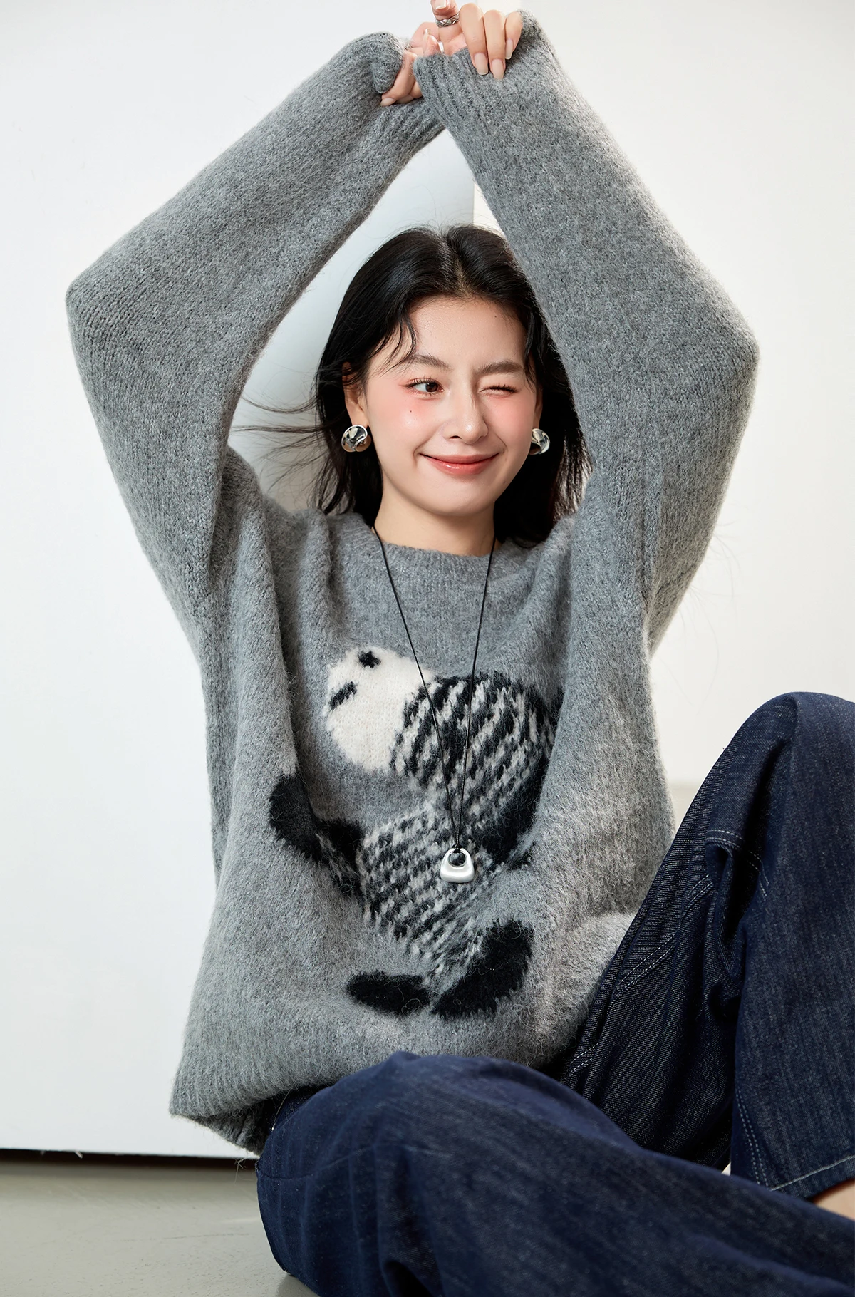 

Осень 2025 года, мягкий и ленивый свитер с креативным узором, модный и универсальный вязаный свитер